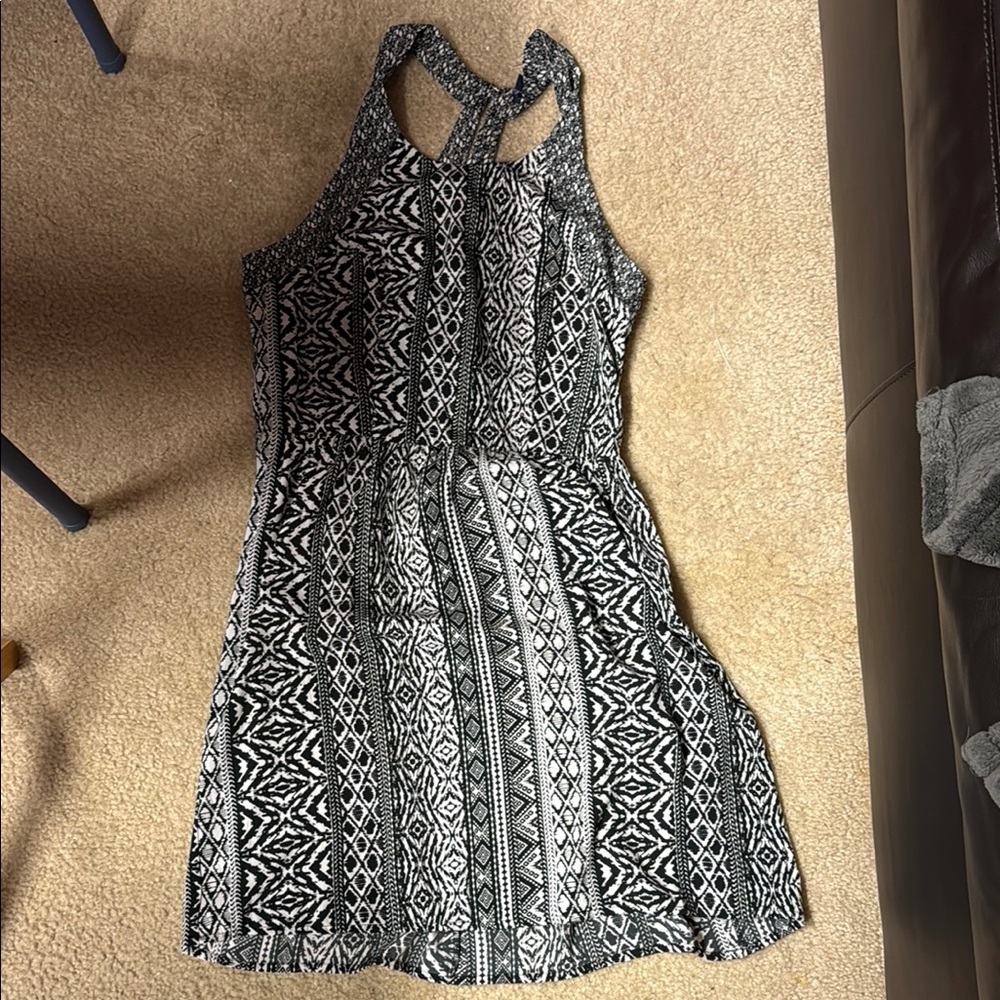 Stylish Black and White Patterned Dress